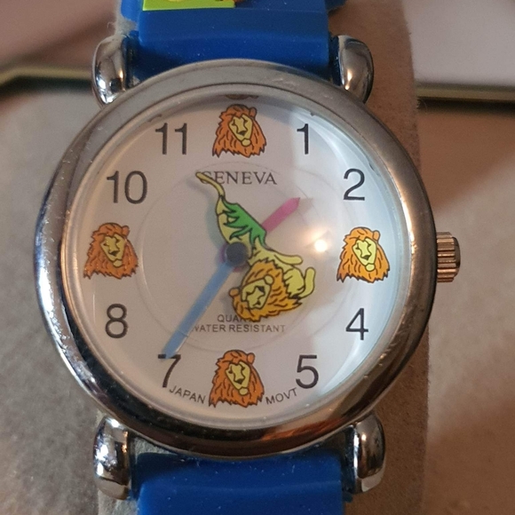 Geneva Other - 🦋10/$20🦋 Geneva Silver/Blue Lion Unisex Kids Watch